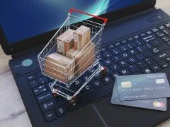 Retail & E-commerce in India Retail & E-commerce in India